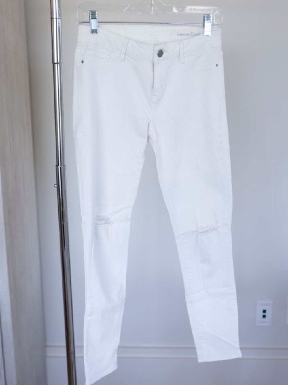Treasure Bond Skinny Jeans